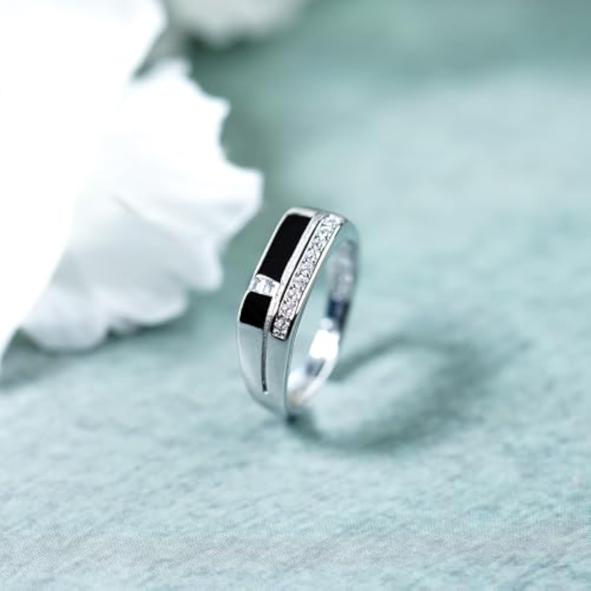 Men's 925 Sterling Silver Power Edge Cubic Zirconia Ring